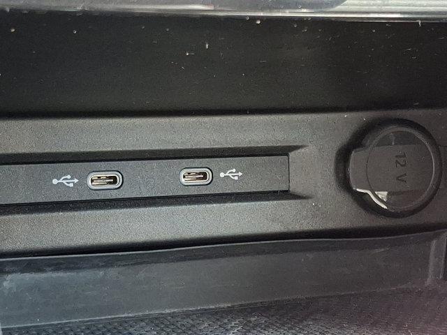 Photo of 2022 White Volkswagen Tiguan
