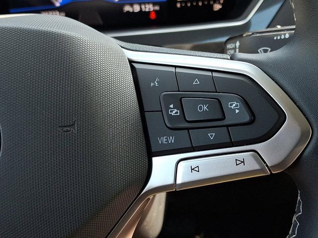 Photo of 2022 White Volkswagen Tiguan