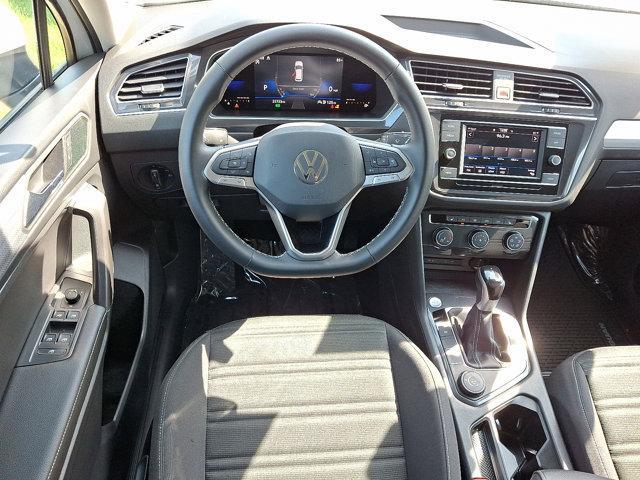 Photo of 2022 White Volkswagen Tiguan