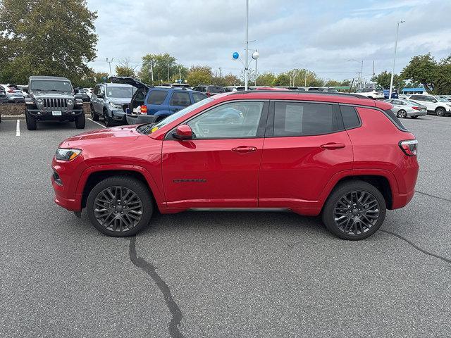 Photo of 2022 Redline Pearlcoat Jeep Compass