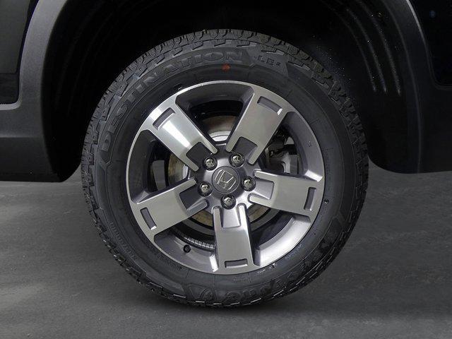 Photo of 2025 Crystal Black Pearl Honda Ridgeline