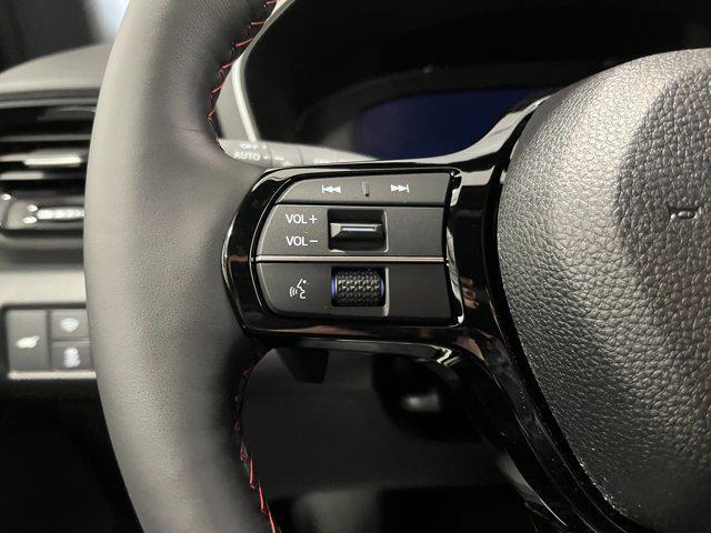 Photo of 2025 Platinum White Pearl Honda Pilot