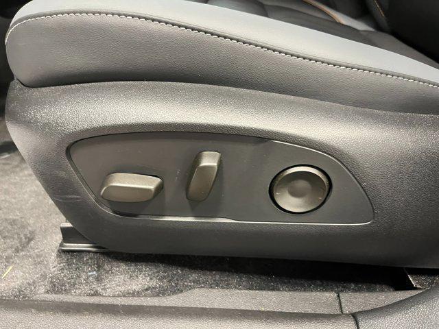 Photo of 2025 Mercury Silver Metallic Honda Prologue
