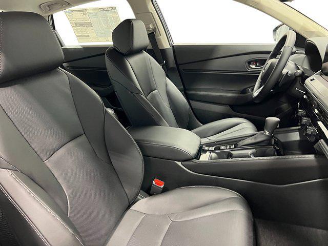 Photo of 2025 Platinum White Pearl Honda Accord Hybrid