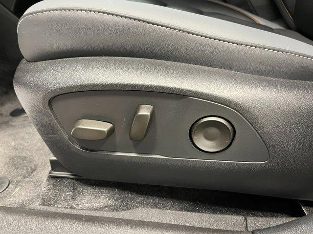 Photo of 2025 Mercury Silver Metallic Honda Prologue