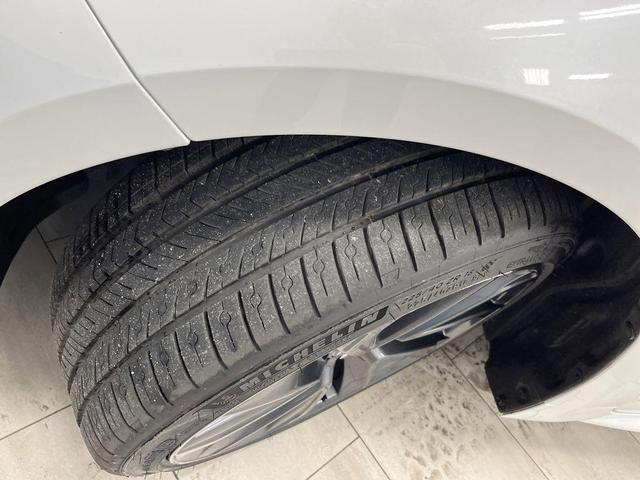 Photo of 2024 Wind Chill Pearl Toyota Corolla