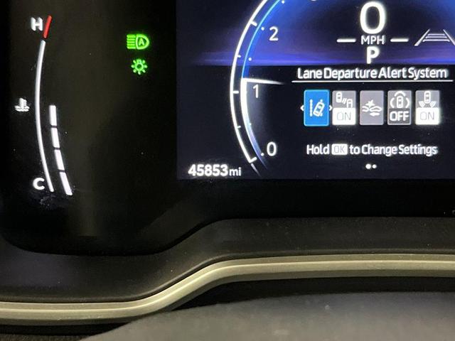 Photo of 2024 Wind Chill Pearl Toyota Corolla