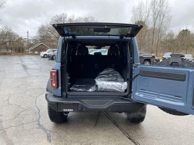 Photo of 2025 Azure Gray Metallic Tri-Coat Ford Bronco