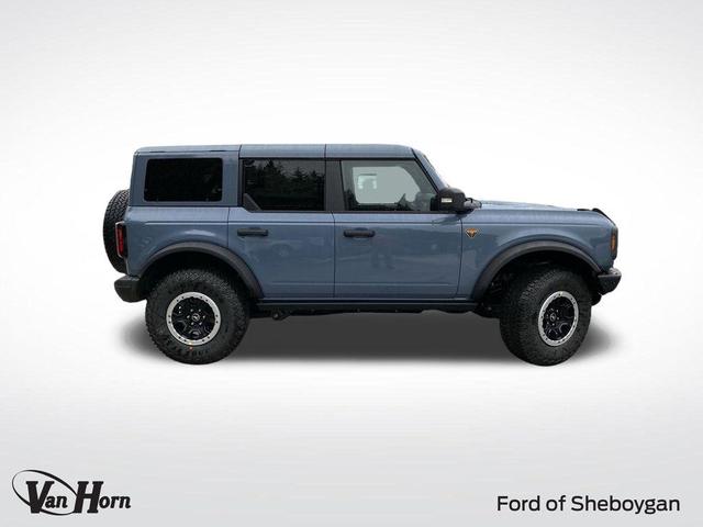 Photo of 2025 Azure Gray Metallic Tri-Coat Ford Bronco