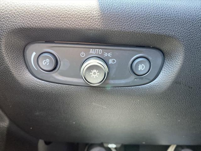 Photo of 2019 Graphite Metallic Chevrolet Traverse