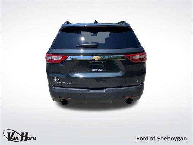 Photo of 2019 Graphite Metallic Chevrolet Traverse