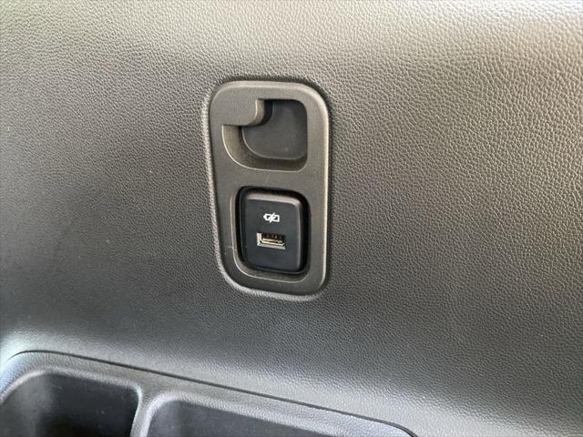 Photo of 2019 Graphite Metallic Chevrolet Traverse
