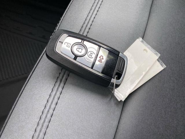 Photo of 2024 Carbonized Gray Metallic Ford Bronco