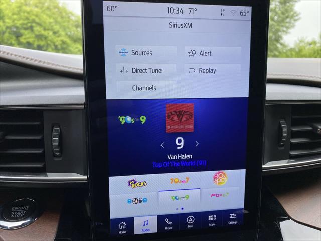 Photo of 2023 Carbonized Gray Metallic Ford Explorer