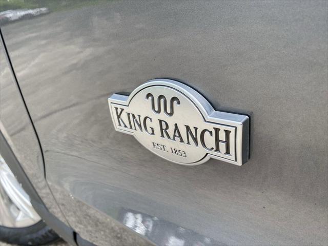 Photo of 2023 Carbonized Gray Metallic Ford Explorer