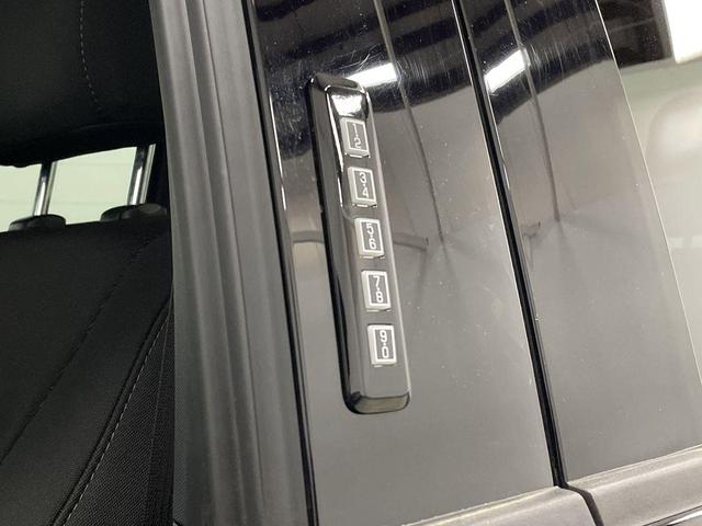 Photo of 2024 Agate Black Metallic Ford F-150