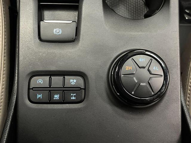 Photo of 2024 Oxford White Ford Ranger
