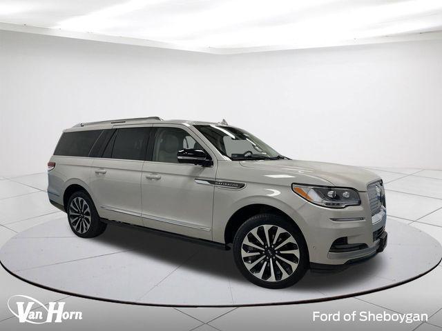 2022 Lincoln Navigator L