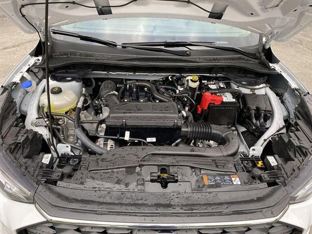 Photo of 2023 Oxford White Ford Escape