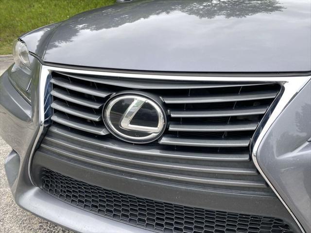 Photo of 2016 Nebula Gray Pearl Lexus IS 200t