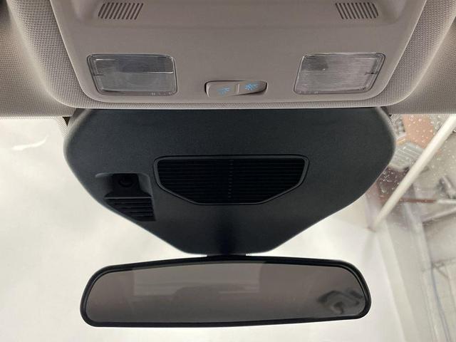Photo of 2024 Oxford White Ford Escape