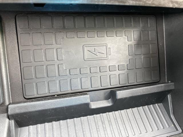 Photo of 2020 Burgundy Ford Expedition Max