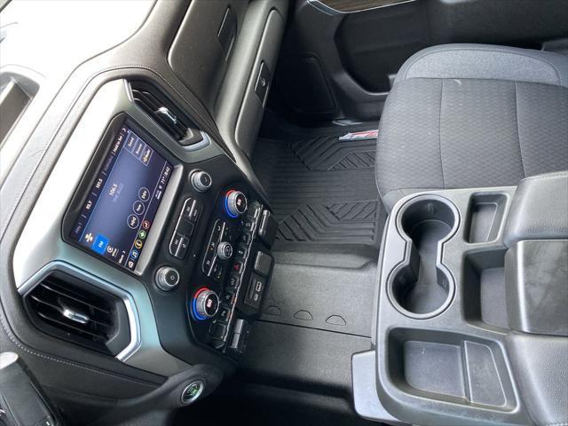 Photo of 2021 Silver Ice Metallic Chevrolet Silverado 1500