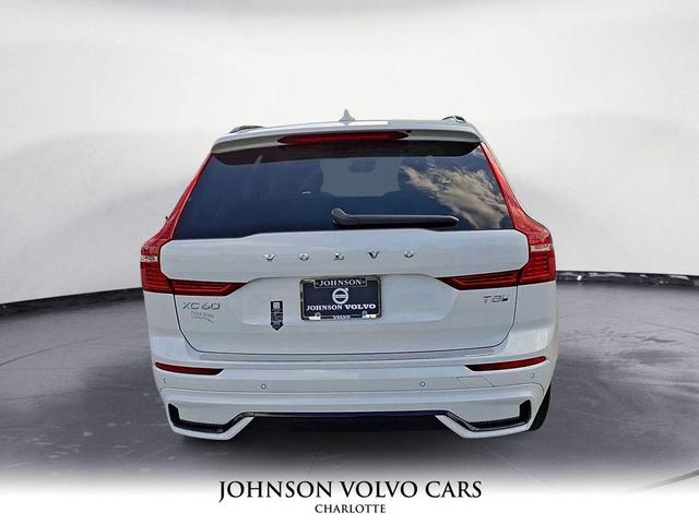 Photo of 2025 Crystal White Volvo XC60 Plug-In Hybrid