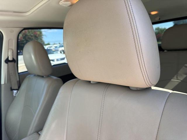 Photo of 2010 Sterling Gray Metallic Mercury Mariner