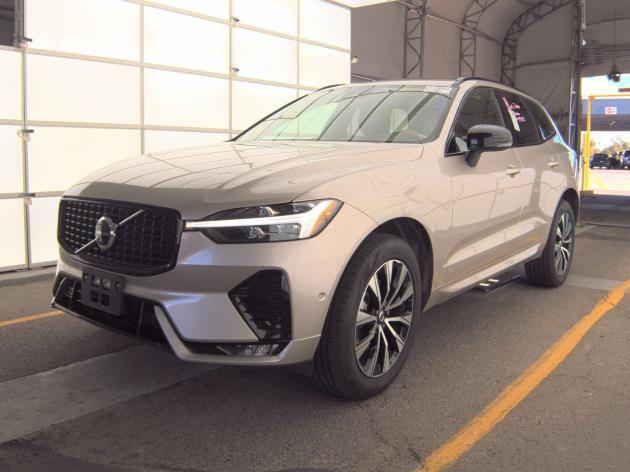 Photo of 2025 Bright Dusk Metallic Volvo XC60