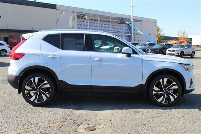 2024 Volvo XC40