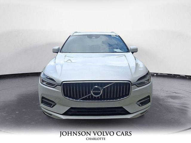 Photo of 2019 Crystal White Pearl Metallic Volvo XC60