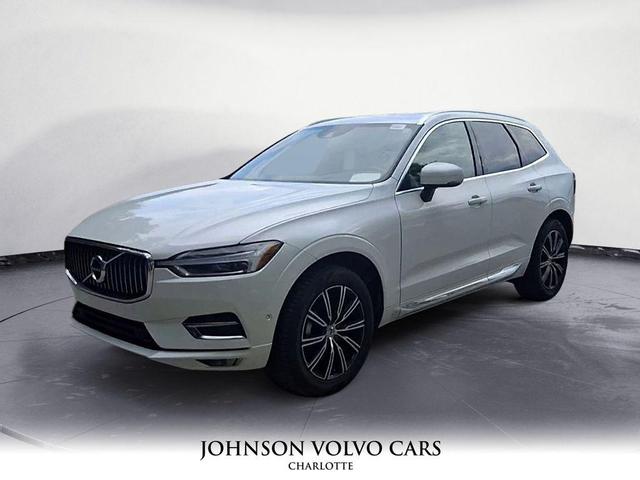 Photo of 2019 Crystal White Pearl Metallic Volvo XC60