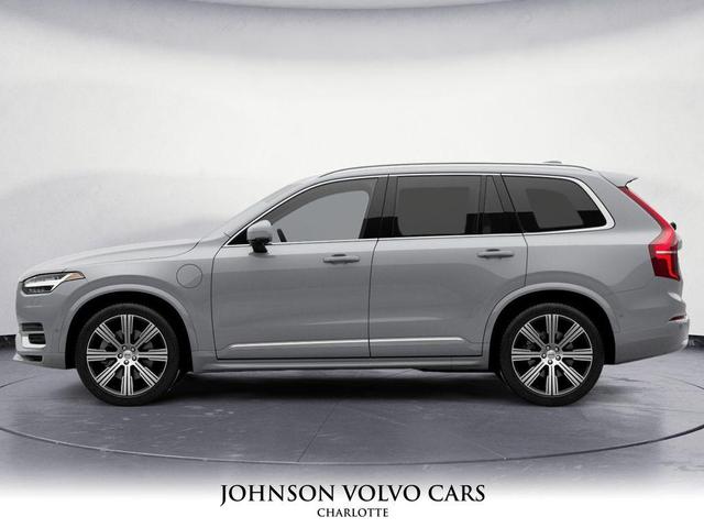 Photo of 2025 Vapour Grey Metallic Volvo XC90 Plug-In Hybrid