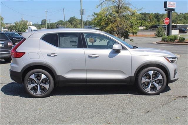 2024 Volvo XC40