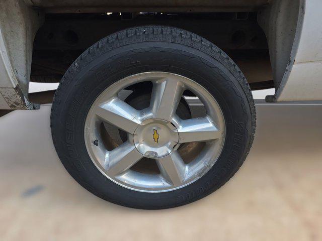 Photo of 2010 Summit White Chevrolet Silverado 1500