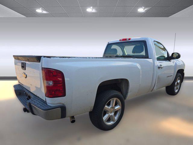 Photo of 2010 Summit White Chevrolet Silverado 1500