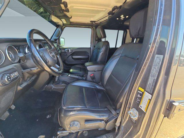 Photo of 2021 Granite Crystal Metallic Clearcoat Jeep Gladiator