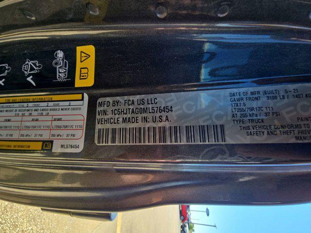 Photo of 2021 Granite Crystal Metallic Clearcoat Jeep Gladiator