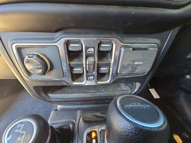 Photo of 2021 Granite Crystal Metallic Clearcoat Jeep Gladiator