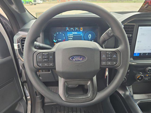 Photo of 2025 Oxford White Ford F-150