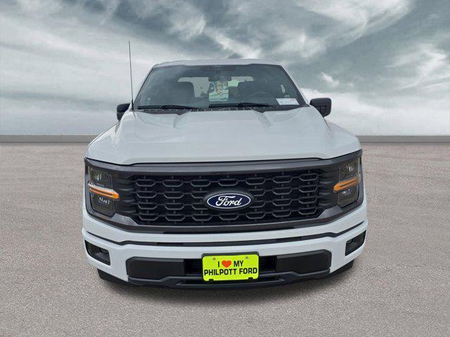 Photo of 2025 Oxford White Ford F-150