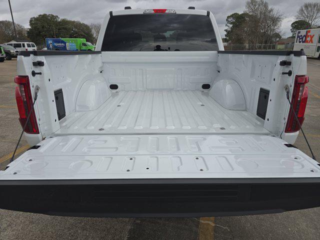 Photo of 2025 Oxford White Ford F-150