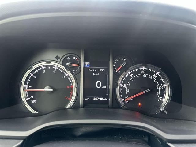 Photo of 2022 Classic Silver Metallic Toyota 4Runner