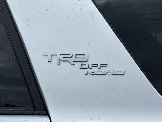 Photo of 2022 Classic Silver Metallic Toyota 4Runner
