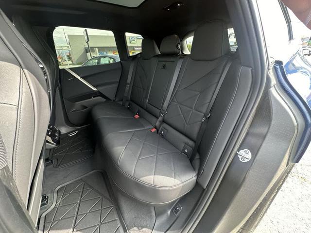 Photo of 2025 Phytonic Blue Metallic BMW iX