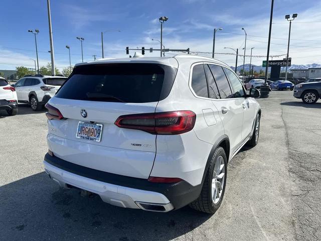Photo of 2019 Alpine White BMW X5
