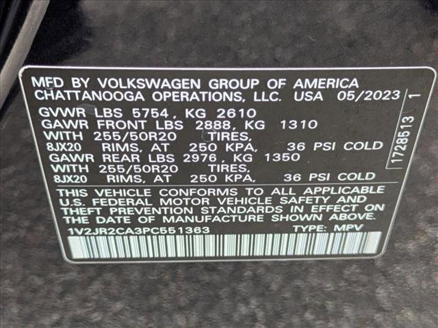Photo of 2023 Deep Black Pearl Volkswagen Atlas