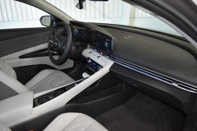 Photo of 2024 Fluid Metal Hyundai ELANTRA