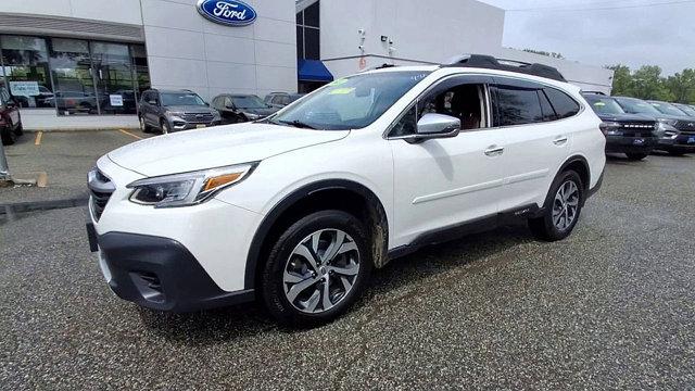 Photo of 2022 Crystal White Pearl Subaru Outback